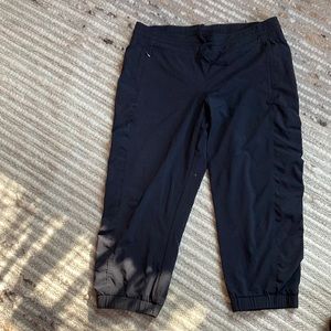Athleta black 3/4 pants, size 12